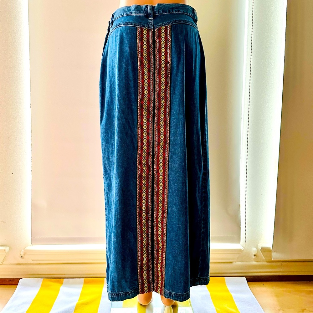 Gap Maxi jeans skirt. Size 12. NWOT. Blue denim red black yellow back stripes